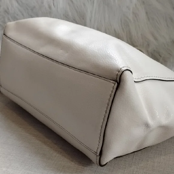 Coach Off-White Leather Tote - Picture 8 of 16